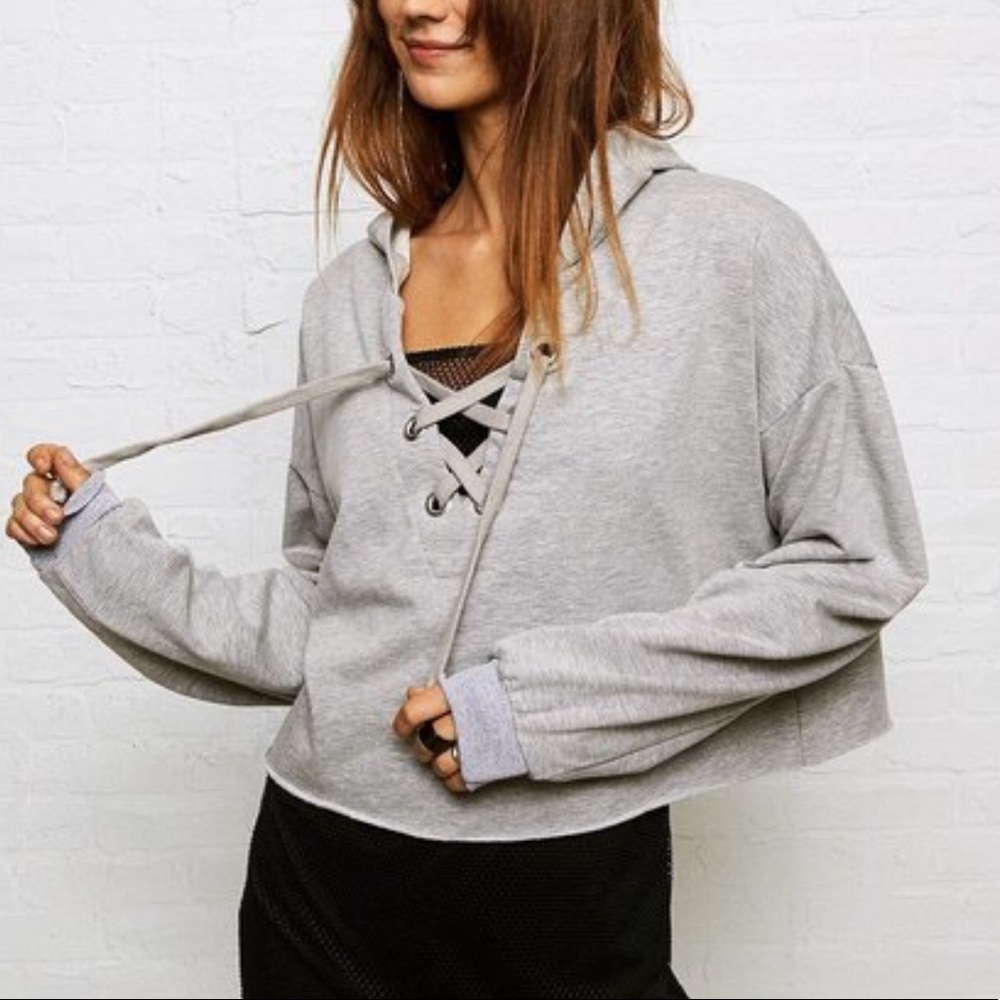 💛 American Eagle Don’t Ask Why cropped hoodie